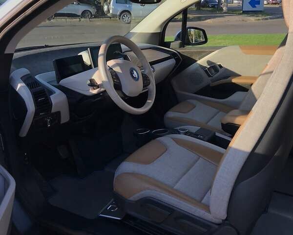 Сірий БМВ І3, об'ємом двигуна 0.65 л та пробігом 75 тис. км за 16000 $, фото 34 на Automoto.ua