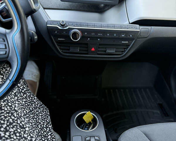 Серый БМВ И3, объемом двигателя 0 л и пробегом 118 тыс. км за 7900 $, фото 13 на Automoto.ua