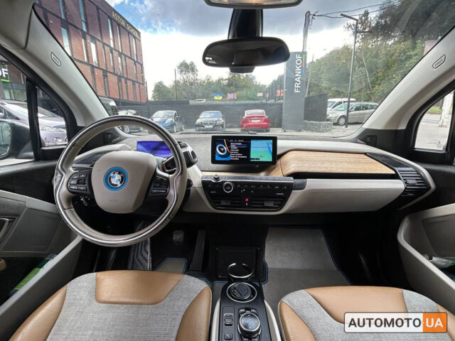 Серый БМВ И3, объемом двигателя 22 л и пробегом 178 тыс. км за 8500 $, фото 11 на Automoto.ua