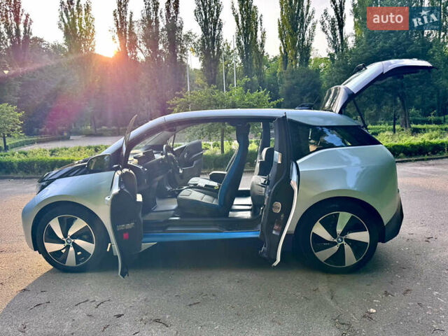 Серый БМВ И3, объемом двигателя 0 л и пробегом 116 тыс. км за 9500 $, фото 13 на Automoto.ua