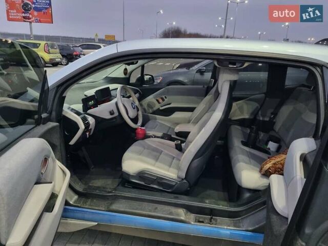 Серый БМВ И3, объемом двигателя 0 л и пробегом 100 тыс. км за 12300 $, фото 3 на Automoto.ua
