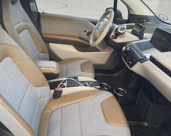 Серый БМВ И3, объемом двигателя 0 л и пробегом 146 тыс. км за 9000 $, фото 7 на Automoto.ua