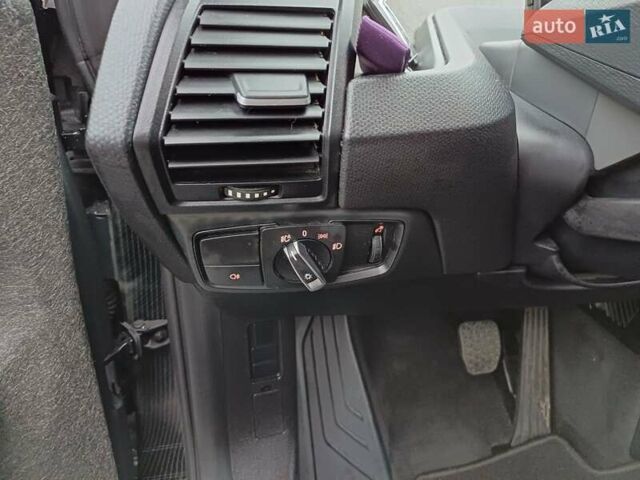 Серый БМВ И3, объемом двигателя 0 л и пробегом 137 тыс. км за 8500 $, фото 18 на Automoto.ua