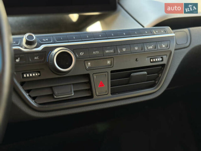 Серый БМВ И3, объемом двигателя 0 л и пробегом 106 тыс. км за 7800 $, фото 28 на Automoto.ua