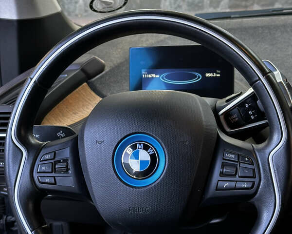 Серый БМВ И3, объемом двигателя 0 л и пробегом 111 тыс. км за 10400 $, фото 15 на Automoto.ua
