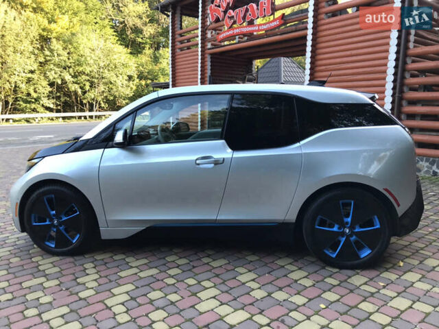 Серый БМВ И3, объемом двигателя 0.65 л и пробегом 148 тыс. км за 14900 $, фото 5 на Automoto.ua