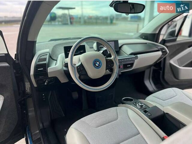 Серый БМВ И3, объемом двигателя 0.65 л и пробегом 97 тыс. км за 7800 $, фото 7 на Automoto.ua
