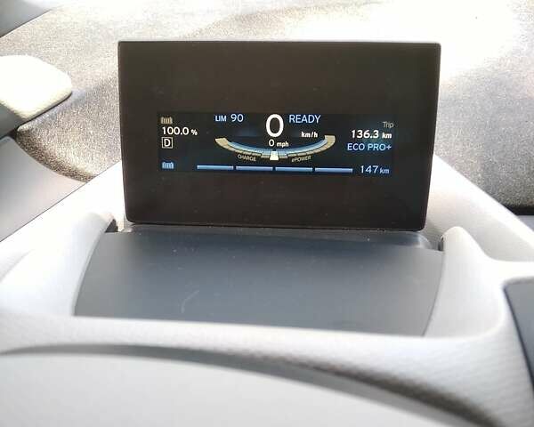 Серый БМВ И3, объемом двигателя 0 л и пробегом 33 тыс. км за 17500 $, фото 19 на Automoto.ua