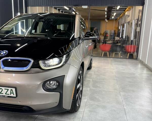 Сірий БМВ І3, об'ємом двигуна 0 л та пробігом 87 тис. км за 9990 $, фото 7 на Automoto.ua