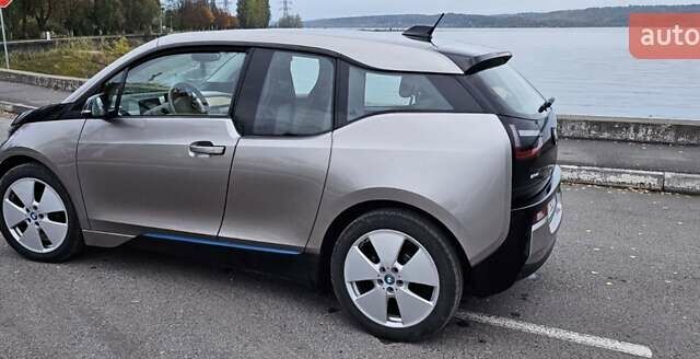 Серый БМВ И3, объемом двигателя 0 л и пробегом 102 тыс. км за 9000 $, фото 11 на Automoto.ua