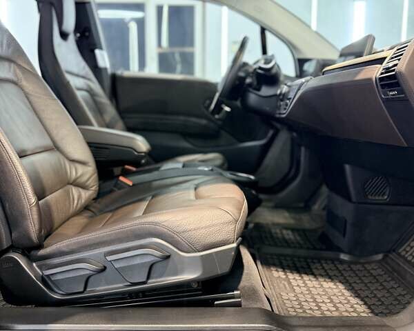 Сірий БМВ І3, об'ємом двигуна 0 л та пробігом 87 тис. км за 9990 $, фото 30 на Automoto.ua