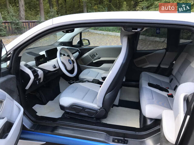 Серый БМВ И3, объемом двигателя 0.65 л и пробегом 148 тыс. км за 14900 $, фото 12 на Automoto.ua