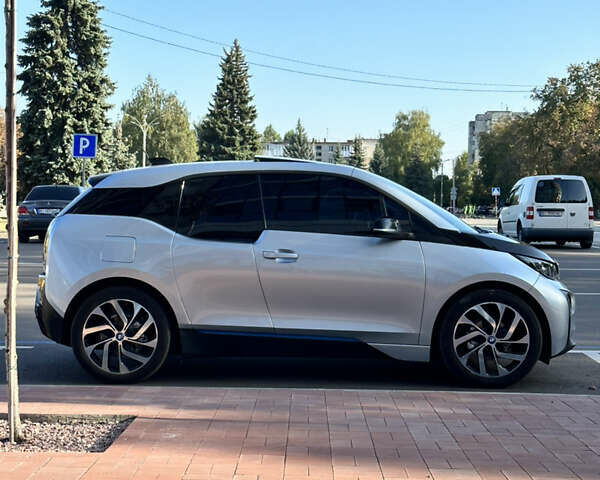 Серый БМВ И3, объемом двигателя 0 л и пробегом 111 тыс. км за 10400 $, фото 3 на Automoto.ua
