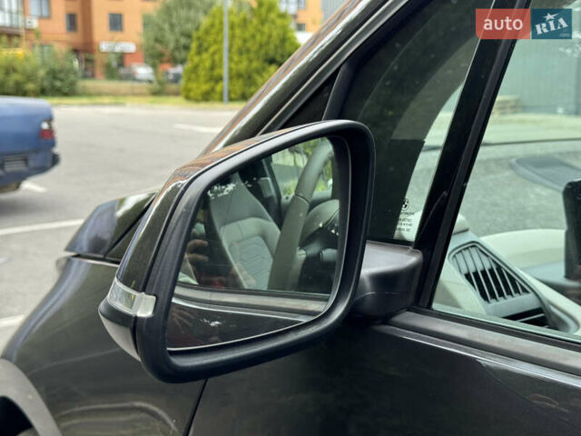 Серый БМВ И3, объемом двигателя 0 л и пробегом 104 тыс. км за 8750 $, фото 8 на Automoto.ua