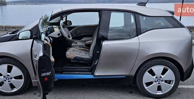 Серый БМВ И3, объемом двигателя 0 л и пробегом 102 тыс. км за 9000 $, фото 15 на Automoto.ua