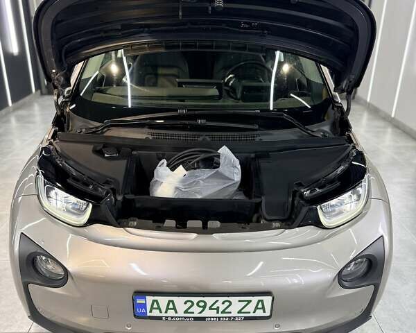 Сірий БМВ І3, об'ємом двигуна 0 л та пробігом 87 тис. км за 9990 $, фото 22 на Automoto.ua