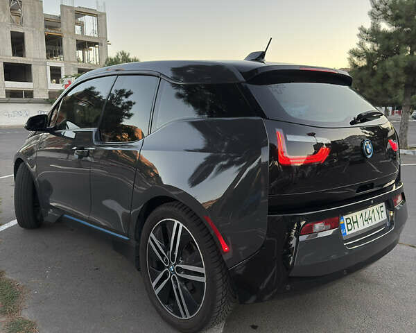Сірий БМВ І3, об'ємом двигуна 0 л та пробігом 117 тис. км за 10500 $, фото 2 на Automoto.ua