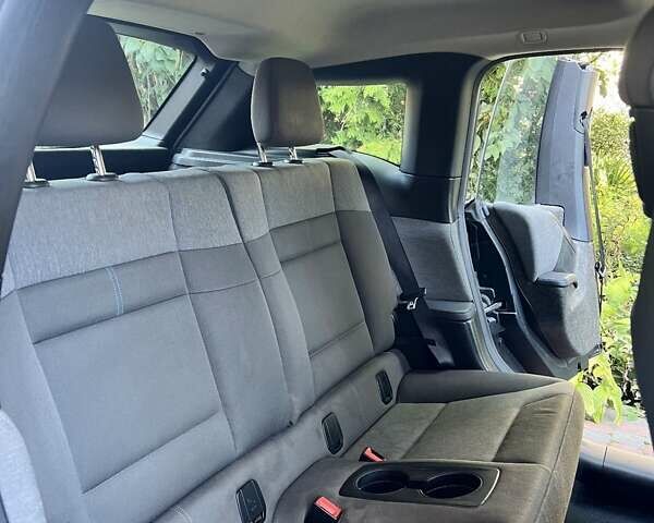Серый БМВ И3, объемом двигателя 0 л и пробегом 192 тыс. км за 9200 $, фото 5 на Automoto.ua