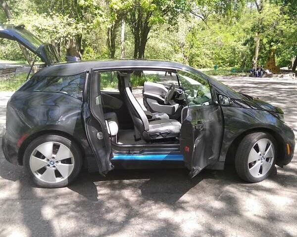 Серый БМВ И3, объемом двигателя 0 л и пробегом 33 тыс. км за 17500 $, фото 16 на Automoto.ua