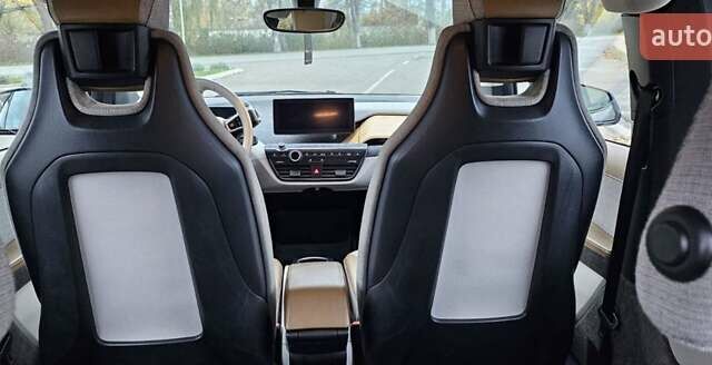 Серый БМВ И3, объемом двигателя 0 л и пробегом 102 тыс. км за 9000 $, фото 14 на Automoto.ua