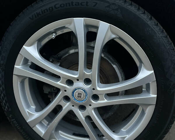 Серый БМВ И3, объемом двигателя 0 л и пробегом 106 тыс. км за 8999 $, фото 8 на Automoto.ua