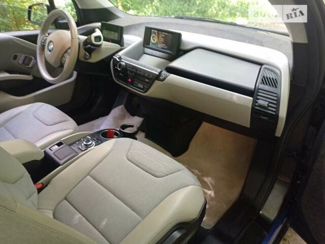 Серый БМВ И3, объемом двигателя 0 л и пробегом 72 тыс. км за 12000 $, фото 39 на Automoto.ua