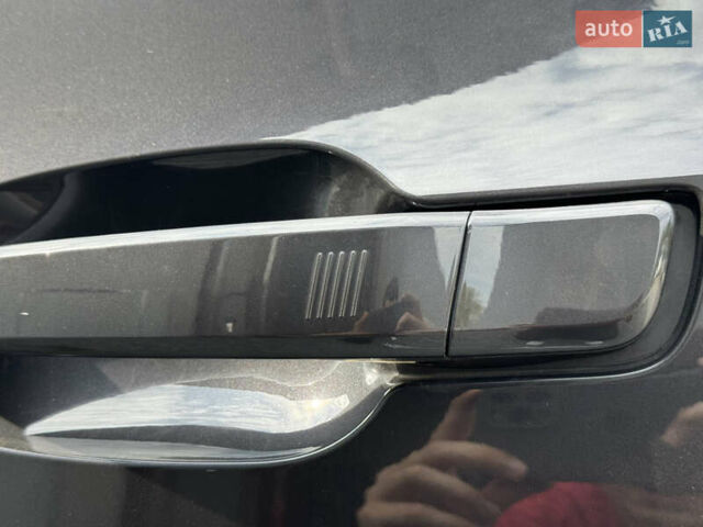 Серый БМВ И3, объемом двигателя 0 л и пробегом 104 тыс. км за 8750 $, фото 9 на Automoto.ua
