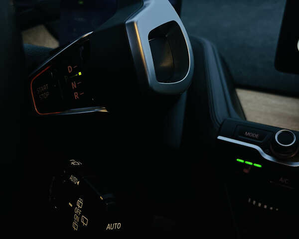 Серый БМВ И3, объемом двигателя 0 л и пробегом 106 тыс. км за 8999 $, фото 43 на Automoto.ua