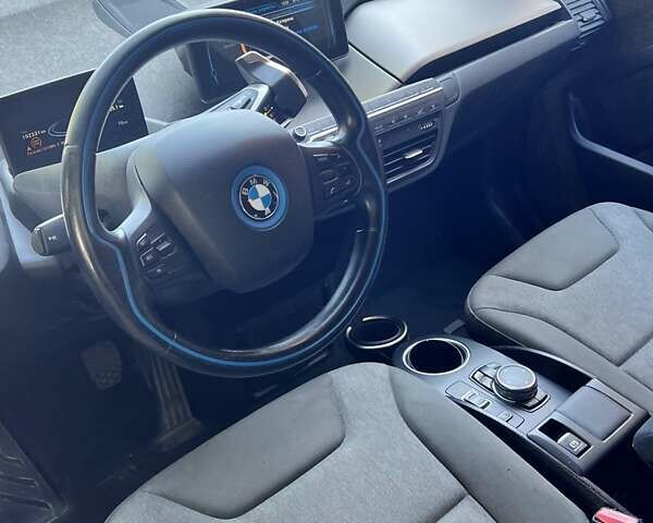 Серый БМВ И3, объемом двигателя 0 л и пробегом 192 тыс. км за 9200 $, фото 4 на Automoto.ua