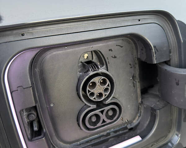 Сірий БМВ І3, об'ємом двигуна 0 л та пробігом 117 тис. км за 10500 $, фото 17 на Automoto.ua
