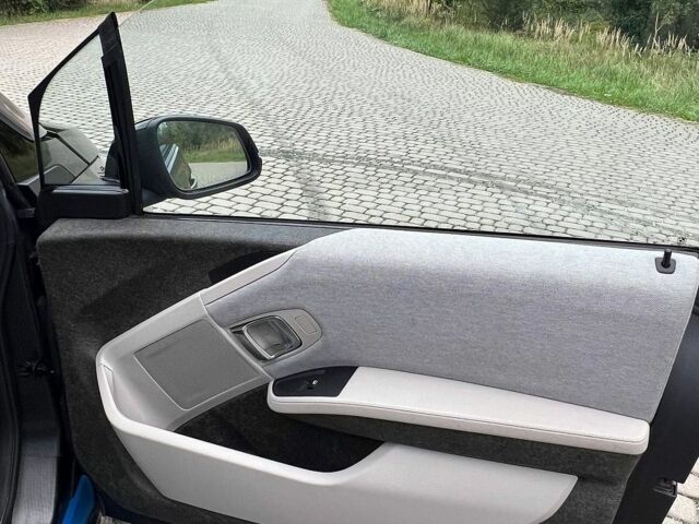 Сірий БМВ І3, об'ємом двигуна 0 л та пробігом 134 тис. км за 8800 $, фото 39 на Automoto.ua