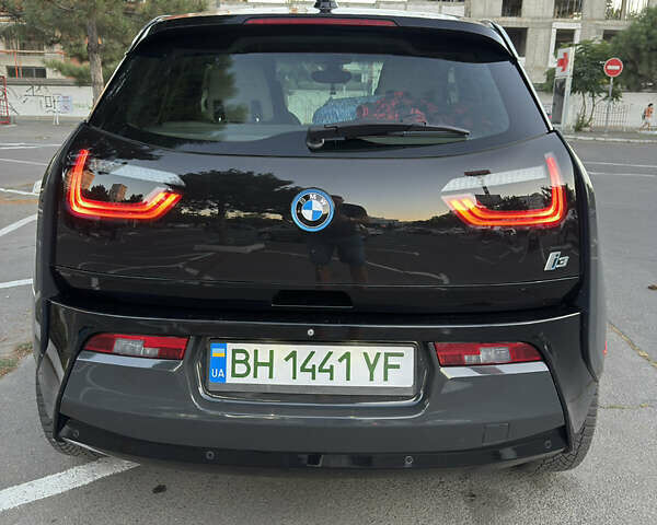 Сірий БМВ І3, об'ємом двигуна 0 л та пробігом 117 тис. км за 10500 $, фото 6 на Automoto.ua