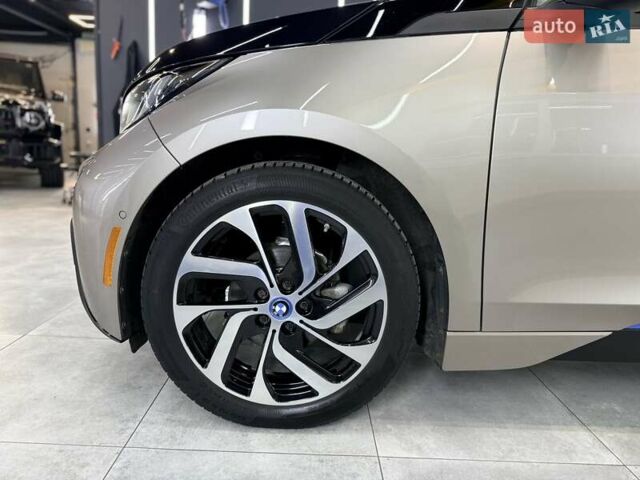 Сірий БМВ І3, об'ємом двигуна 0 л та пробігом 87 тис. км за 9990 $, фото 19 на Automoto.ua