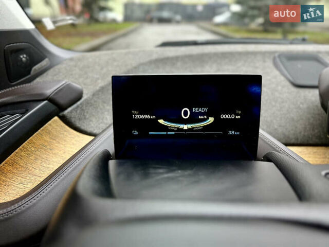 Серый БМВ И3, объемом двигателя 0 л и пробегом 120 тыс. км за 9550 $, фото 31 на Automoto.ua