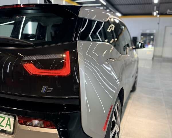 Сірий БМВ І3, об'ємом двигуна 0 л та пробігом 87 тис. км за 9990 $, фото 10 на Automoto.ua