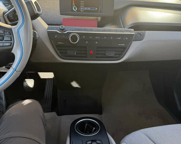 Серый БМВ И3, объемом двигателя 0 л и пробегом 92 тыс. км за 8400 $, фото 8 на Automoto.ua