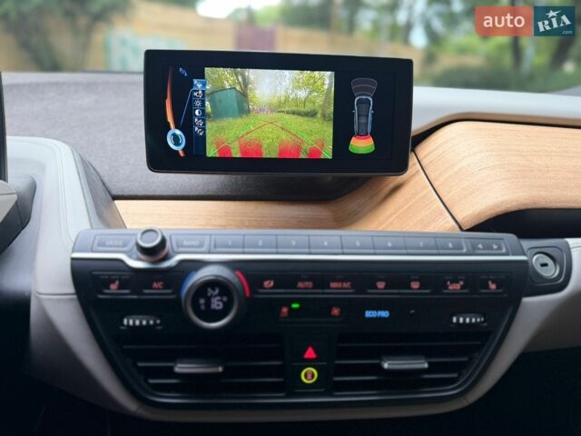 Серый БМВ И3, объемом двигателя 0 л и пробегом 64 тыс. км за 8999 $, фото 20 на Automoto.ua