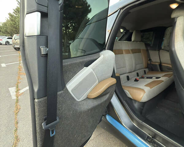 Сірий БМВ І3, об'ємом двигуна 0 л та пробігом 117 тис. км за 10500 $, фото 14 на Automoto.ua