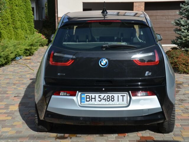 Серый БМВ И3, объемом двигателя 0 л и пробегом 58 тыс. км за 11000 $, фото 6 на Automoto.ua
