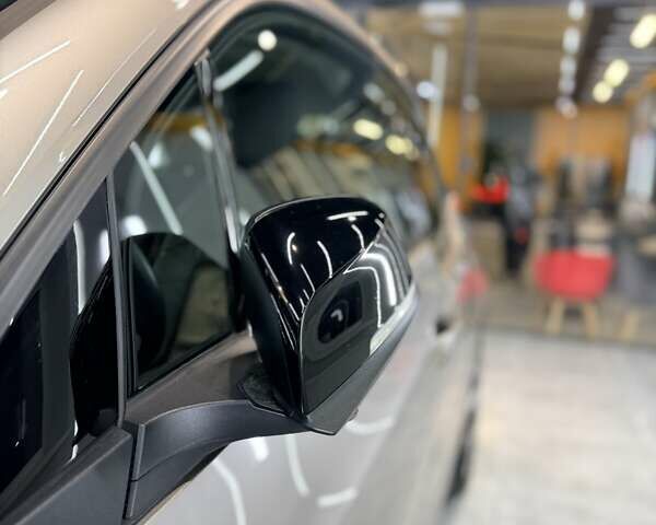 Сірий БМВ І3, об'ємом двигуна 0 л та пробігом 87 тис. км за 9990 $, фото 17 на Automoto.ua