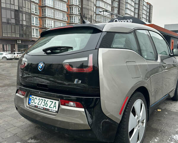 Серый БМВ И3, объемом двигателя 0 л и пробегом 122 тыс. км за 11000 $, фото 7 на Automoto.ua