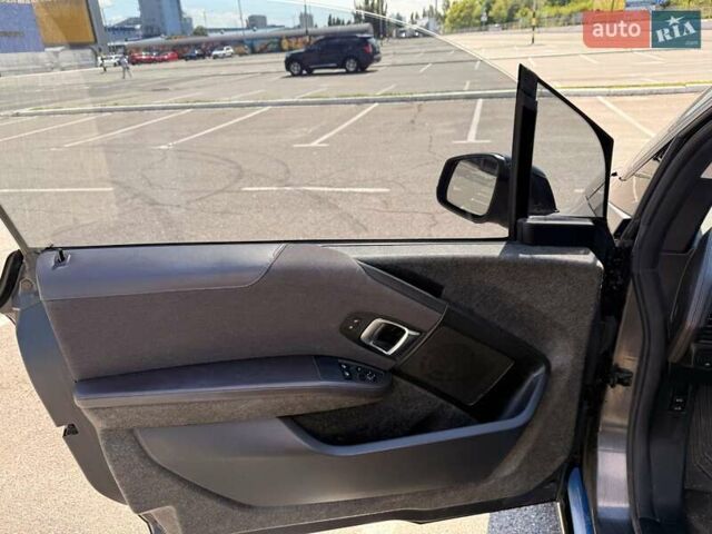 Серый БМВ И3, объемом двигателя 0 л и пробегом 83 тыс. км за 16000 $, фото 16 на Automoto.ua