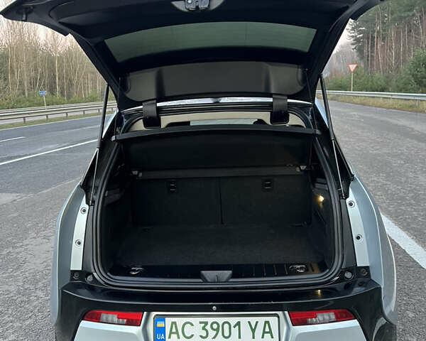 Серый БМВ И3, объемом двигателя 0 л и пробегом 191 тыс. км за 10000 $, фото 7 на Automoto.ua