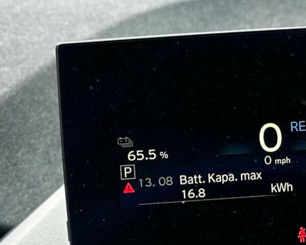 Серый БМВ И3, объемом двигателя 0 л и пробегом 144 тыс. км за 7800 $, фото 17 на Automoto.ua