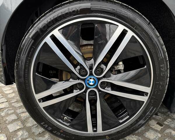 БМВ И3 2016 в Львове на Automoto.ua Серый БМВ И3, объемом двигателя 0 л и пробегом 174 тыс. км за 11200 $, фото 16 на Automoto.ua