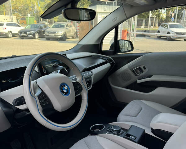 Серый БМВ И3, объемом двигателя 0 л и пробегом 50 тыс. км за 9500 $, фото 19 на Automoto.ua