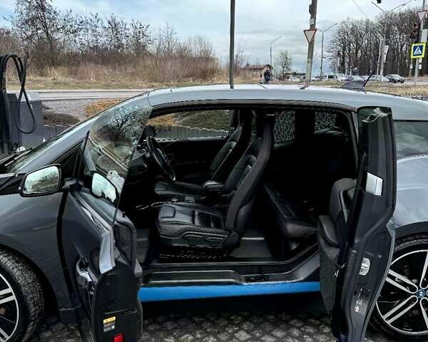 Серый БМВ И3, объемом двигателя 0 л и пробегом 158 тыс. км за 14500 $, фото 10 на Automoto.ua
