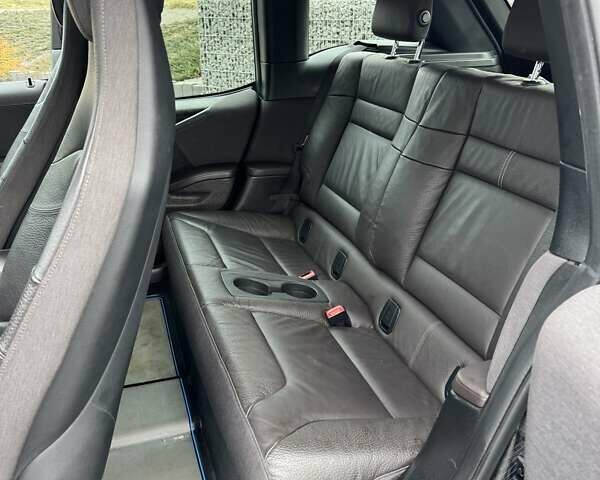 БМВ И3 2016 в Львове на Automoto.ua Серый БМВ И3, объемом двигателя 0 л и пробегом 174 тыс. км за 11200 $, фото 6 на Automoto.ua