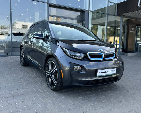 Серый БМВ И3, объемом двигателя 0 л и пробегом 50 тыс. км за 9500 $, фото 1 на Automoto.ua