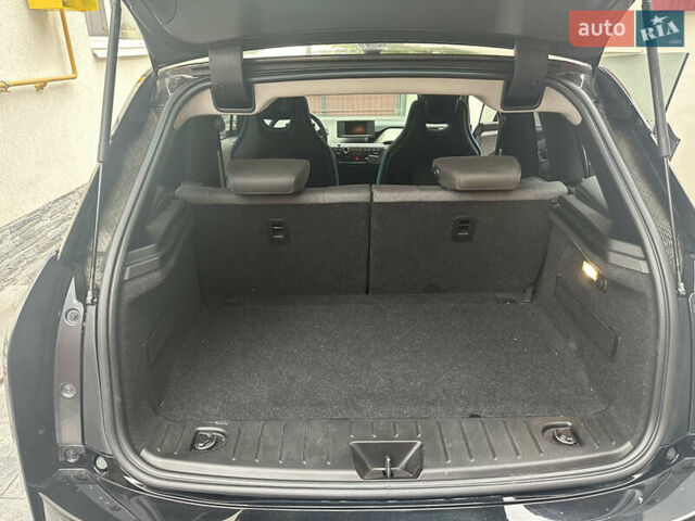 Серый БМВ И3, объемом двигателя 0.65 л и пробегом 59 тыс. км за 13000 $, фото 13 на Automoto.ua